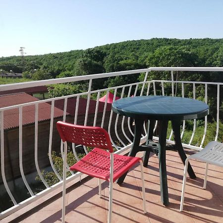 Guest House Fanny Sinemoretz Esterno foto