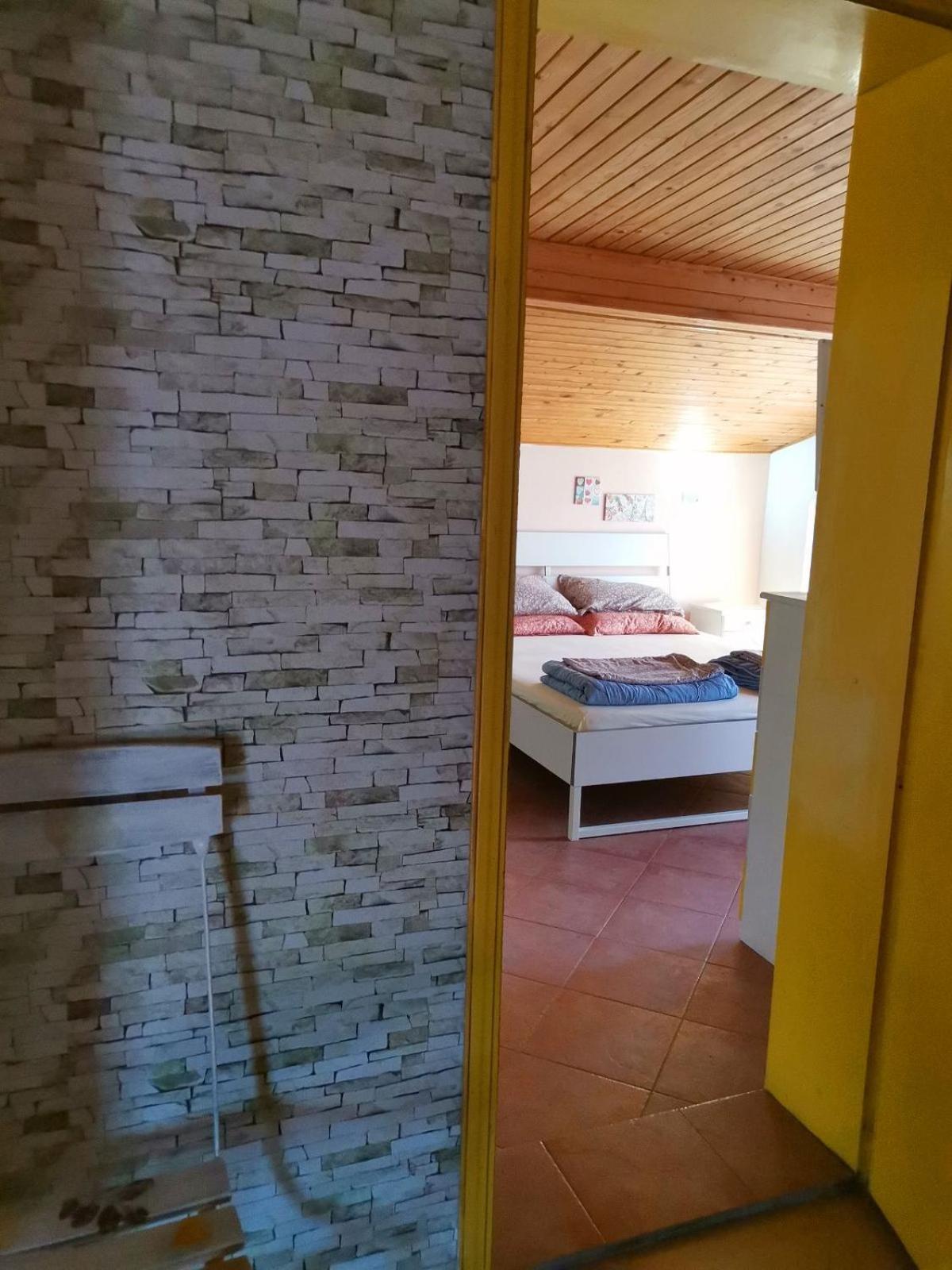 Guest House Fanny Sinemoretz Esterno foto